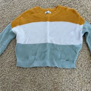 Hollister Mustard, White, and Light Blue Women's Sweater